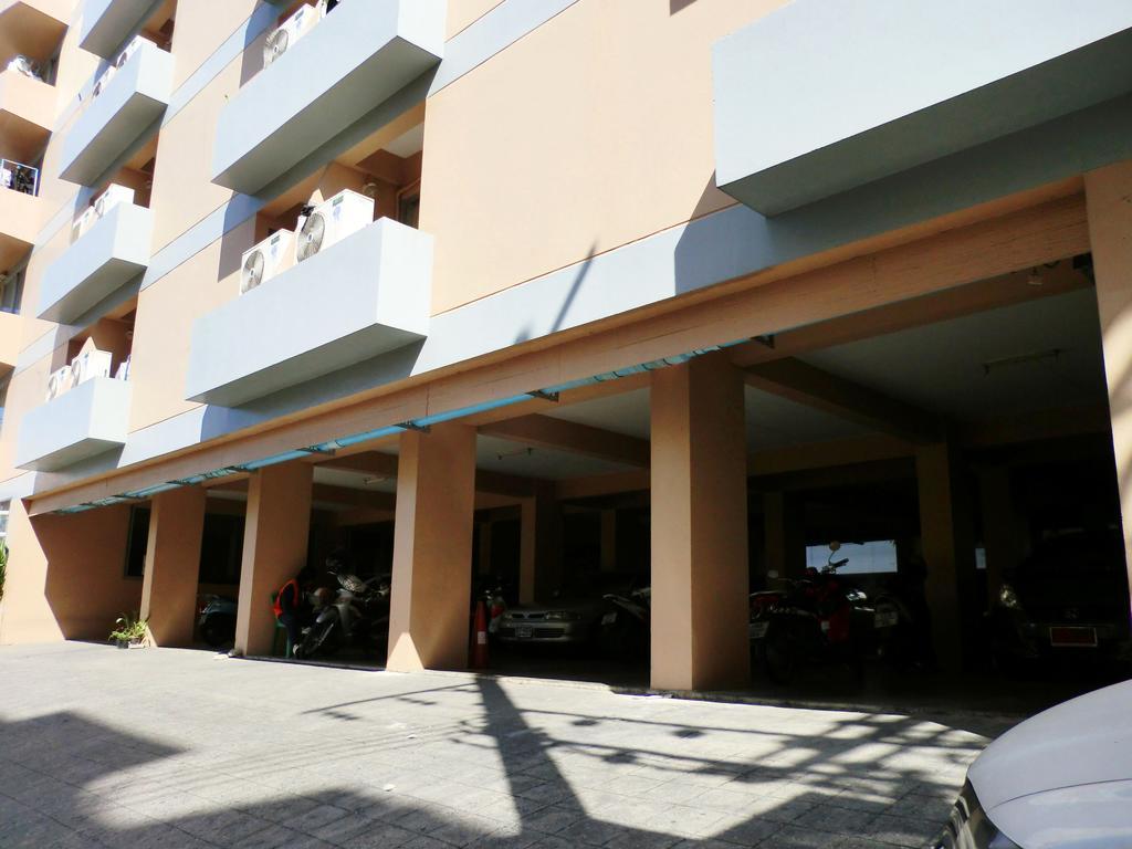 Grand Living Place Bangkok Exterior foto
