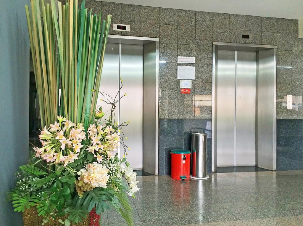 Grand Living Place Bangkok Exterior foto